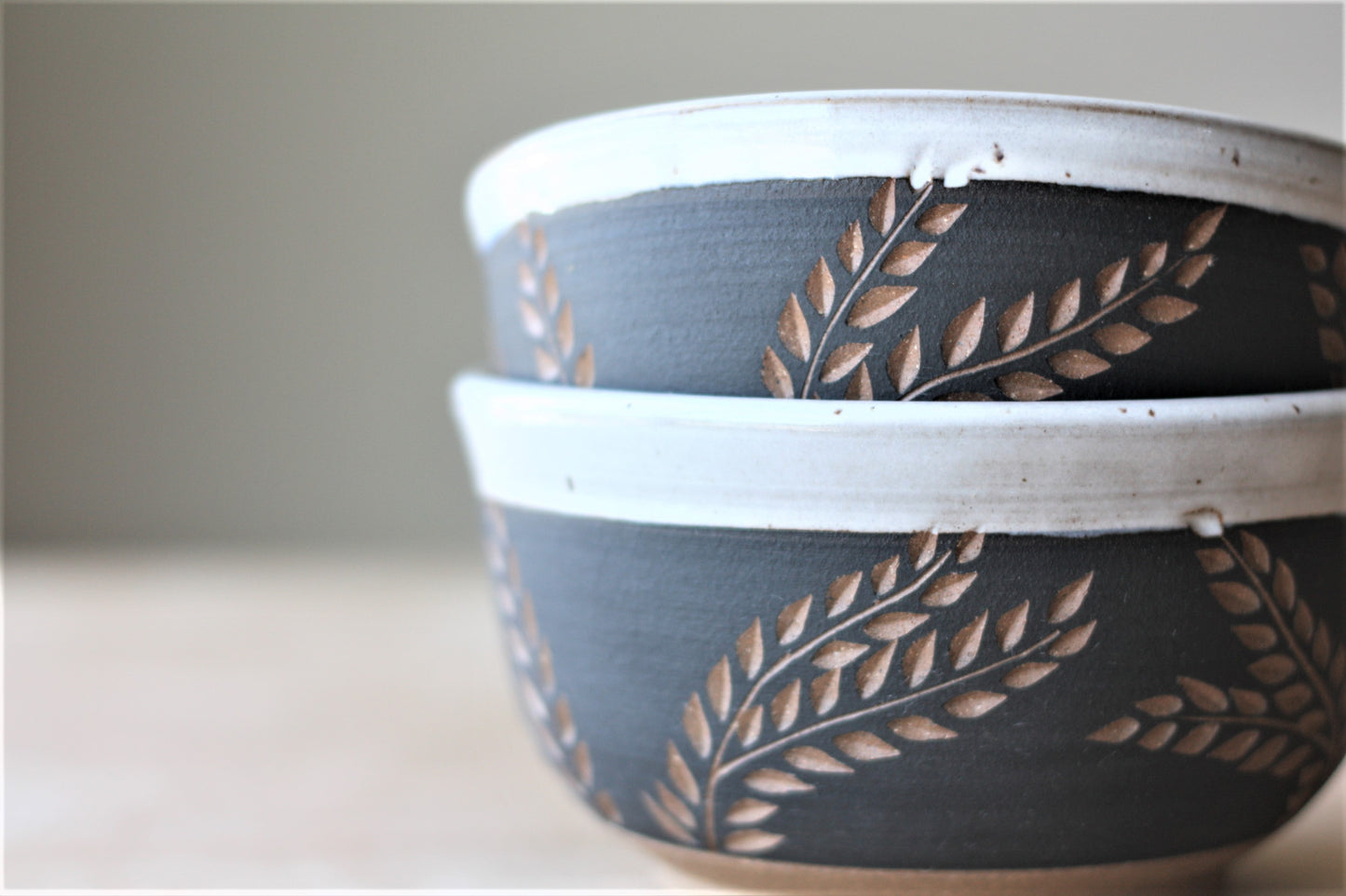 Black and White Floral Bowls (Set of 2)